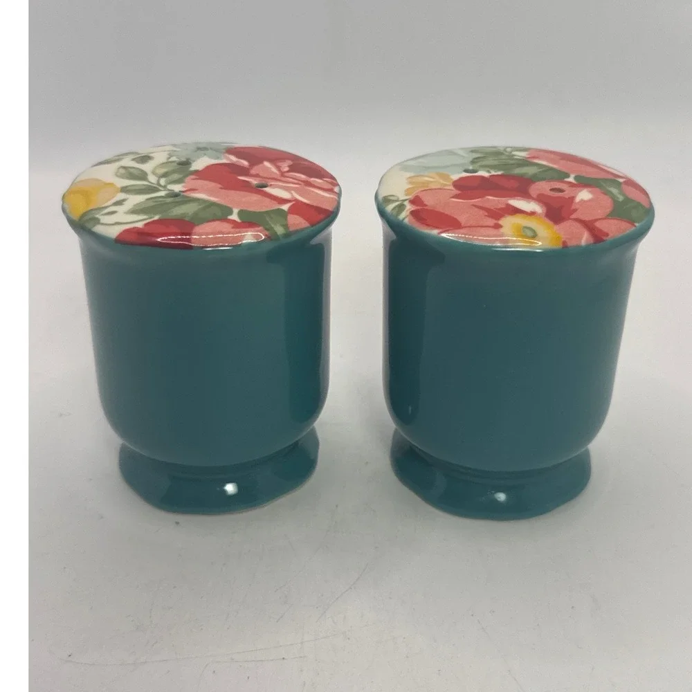 The Pioneer Woman Salt and Pepper Shakers Set Teal‎ Floral Stoneware Excellent